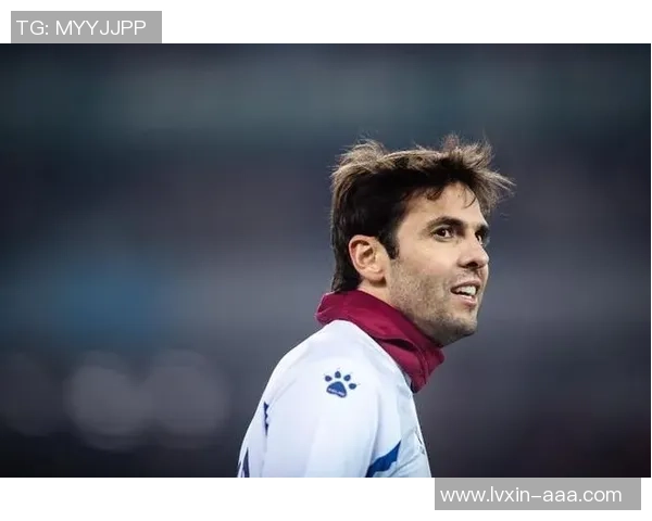 足球明星卡卡的时尚穿搭解析引领潮流风尚的秘诀与技巧分享