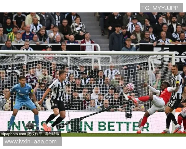 足球明星在关键时刻逆转局势精彩瞬间集锦视频分享 足球明星在关键时刻逆转局势精彩瞬间集锦视频分享