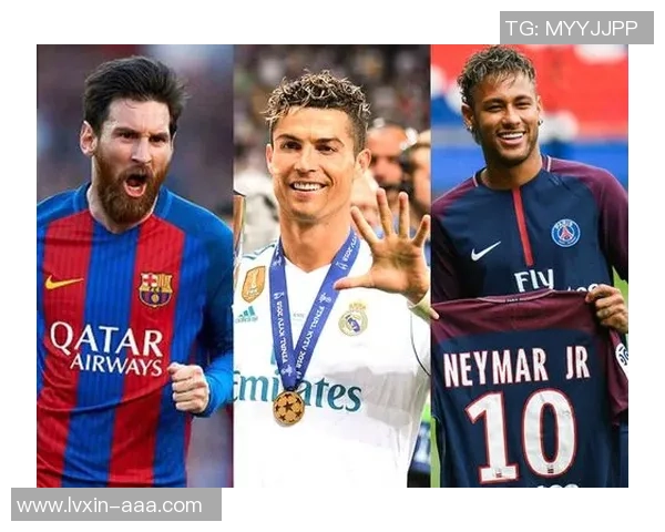 足球明星的另一半揭秘她们的爱情故事与生活点滴 足球明星的另一半揭秘她们的爱情故事与生活点滴