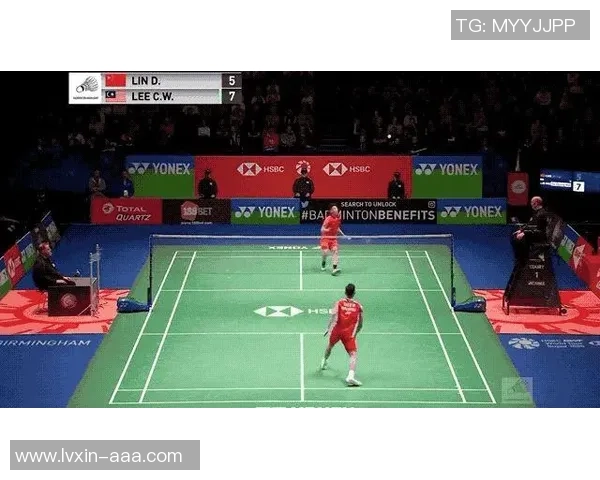 重庆羽毛球队防反体系解析:战术运用与实战技巧探讨 重庆羽毛球队防反体系解析:战术运用与实战技巧探讨